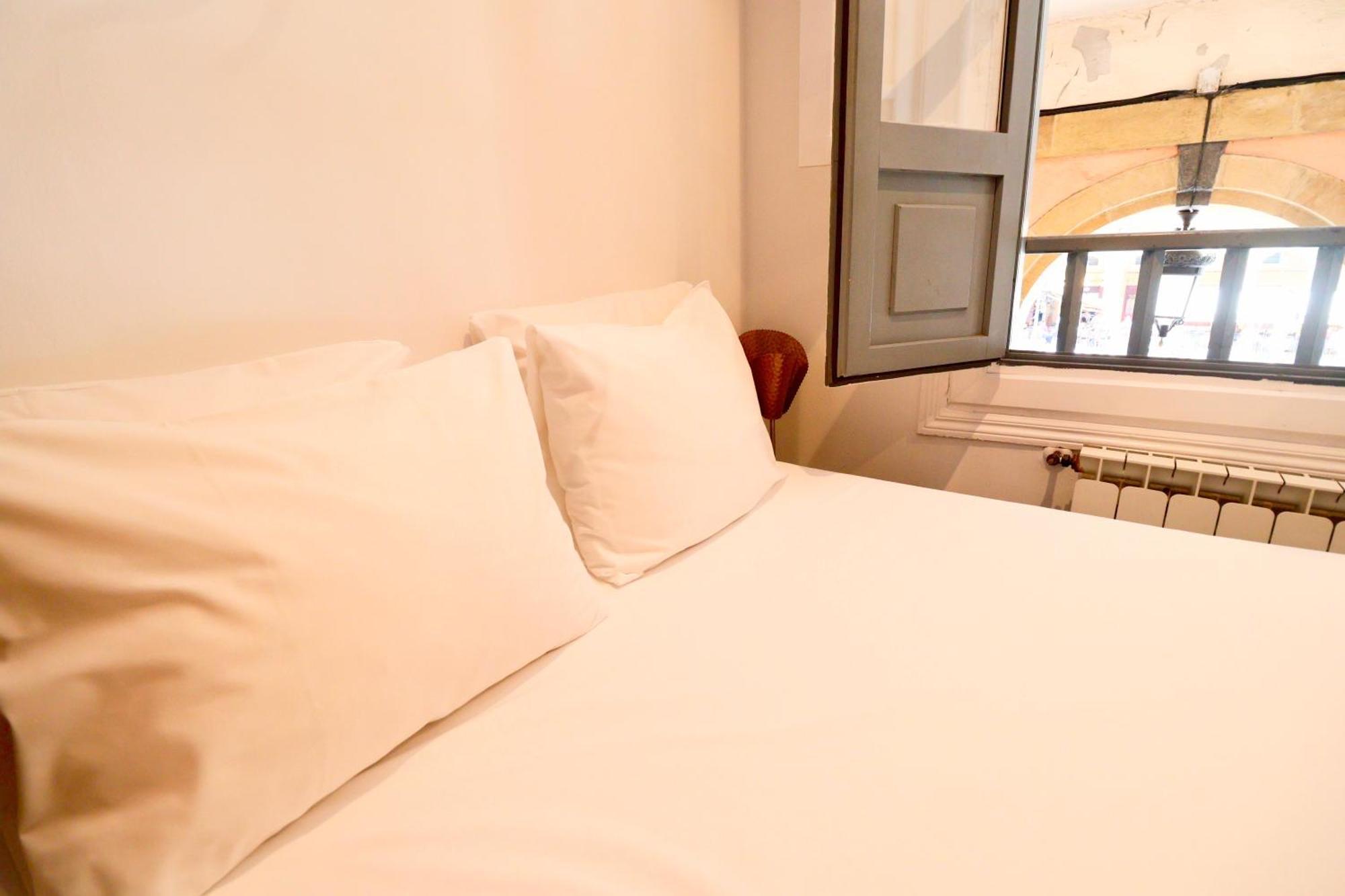Apartamento Plaza Consti San Sebastián Exterior foto